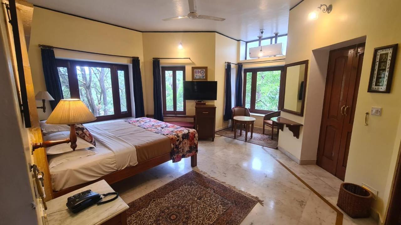 Kesar Bhawan Palace Mount Abu Ngoại thất bức ảnh