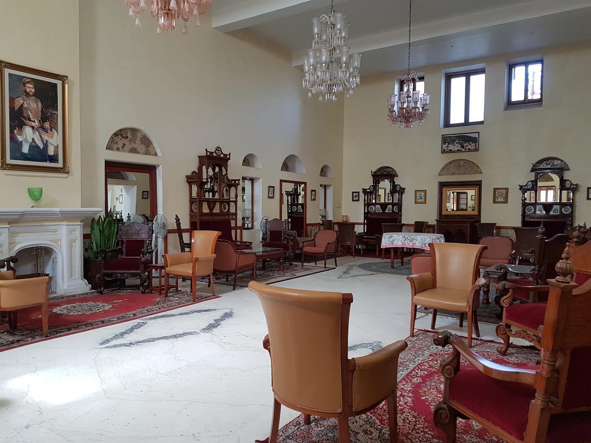 Kesar Bhawan Palace Mount Abu Ngoại thất bức ảnh